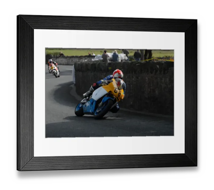Framed Print : Chris Lee (Honda) 2009 Southern 100 Framed Print : Chris Lee (Honda) 2009 Southern 100