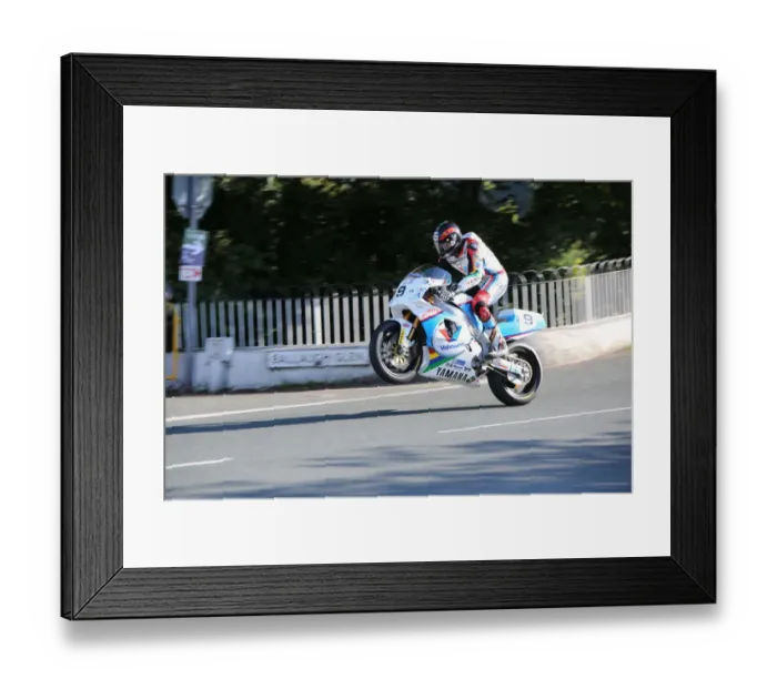Framed Print : Conor Cummins (Yamaha) 2015 Formula 1 Classic TT Framed Print : Conor Cummins (Yamaha) 2015 Formula 1 Classic TT