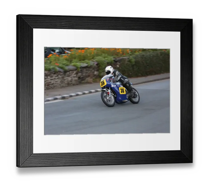 Framed Print : Alan Bud Jackson (Norton) 2015 Senior Classic TT