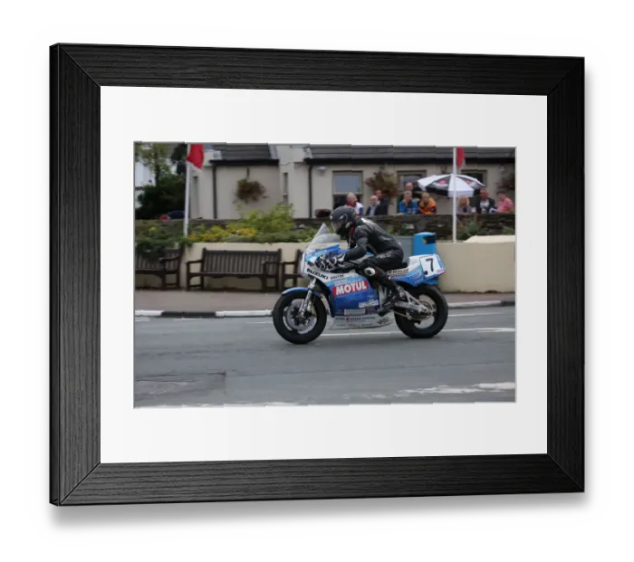 Framed Print : Gary Johnson (Suzuki) 2016 Superbike Classic TT Framed Print : Gary Johnson (Suzuki) 2016 Superbike Classic TT