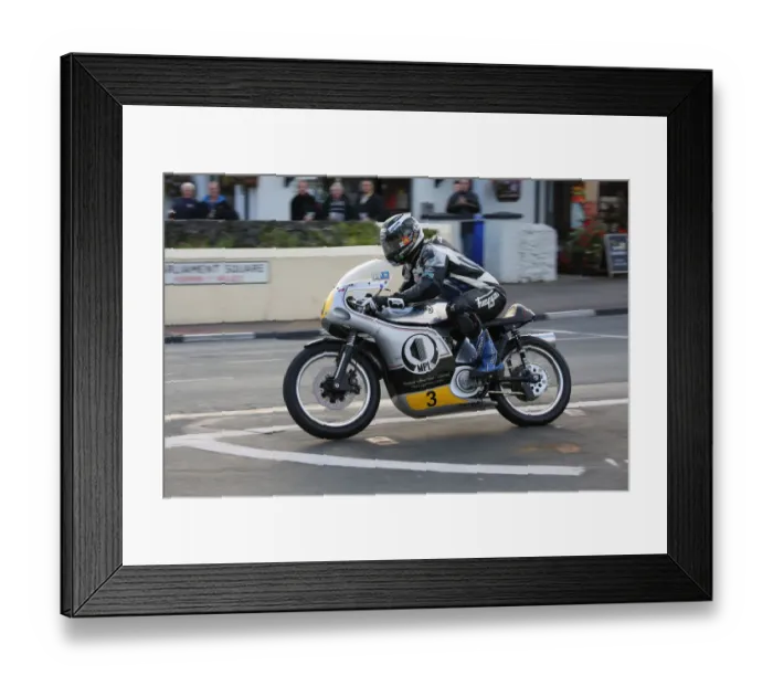 Framed Print : Michael Dunlop (Norton) 2015 500 Classic TT Framed Print : Michael Dunlop (Norton) 2015 500 Classic TT