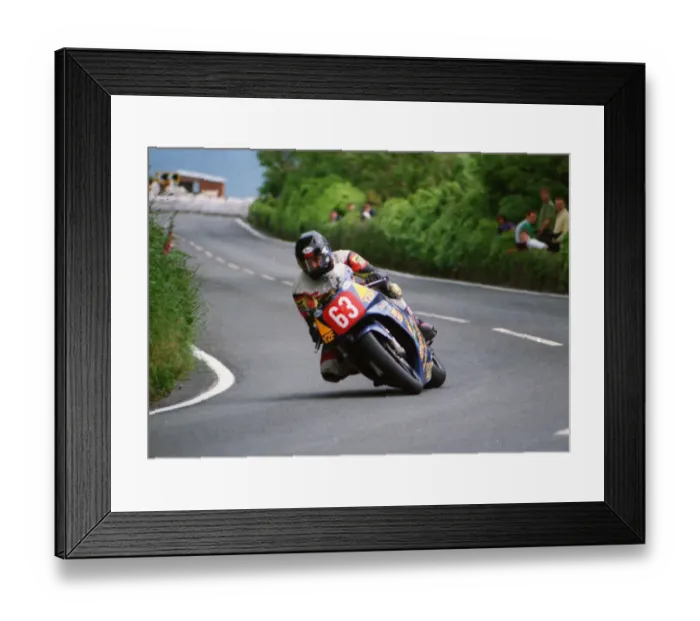 Framed Print : Marc McDonald (Yamaha) 1999 Production TT Framed Print : Marc McDonald (Yamaha) 1999 Production TT