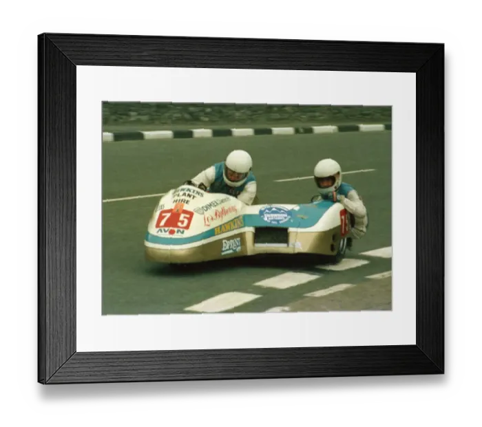 Framed Print : Cliff Pritchard & Ken Morgan (Yamaha) 1986 Sidecar TT Framed Print : Cliff Pritchard & Ken Morgan (Yamaha) 1986 Sidecar TT