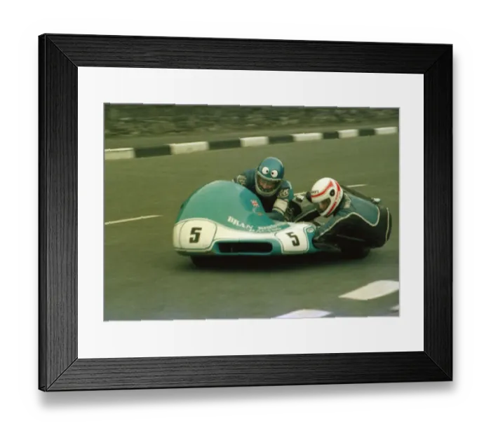 Framed Print : Nigel Rollason & Donny Williams (Barton Phoenix) 1986 Sidecar TT Framed Print : Nigel Rollason & Donny Williams (Barton Phoenix) 1986 Sidecar TT