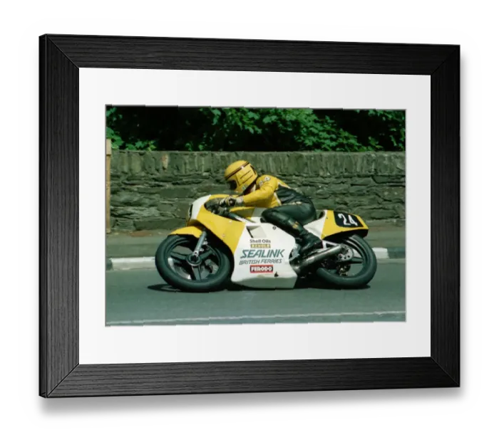 Framed Print : Neil Tuxworth (Yamaha) 1986 Formula 2 TT Framed Print : Neil Tuxworth (Yamaha) 1986 Formula 2 TT