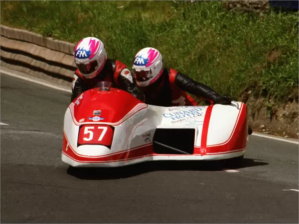 Brian Rostron & Ian Gemmell (Winstanley Yamaha) 1995 Sidecar TT