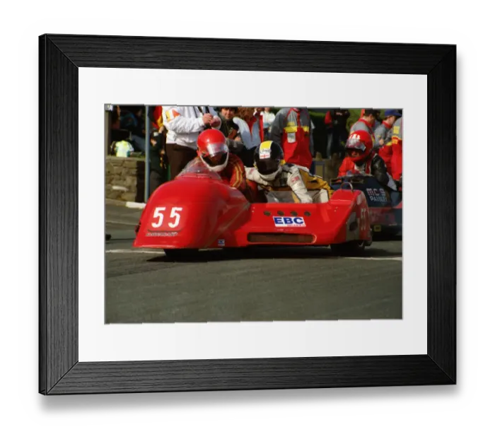Framed Print : Mick Thompson & Simon Moody (Kawasaki) 1995 Sidecar TT Framed Print : Mick Thompson & Simon Moody (Kawasaki) 1995 Sidecar TT