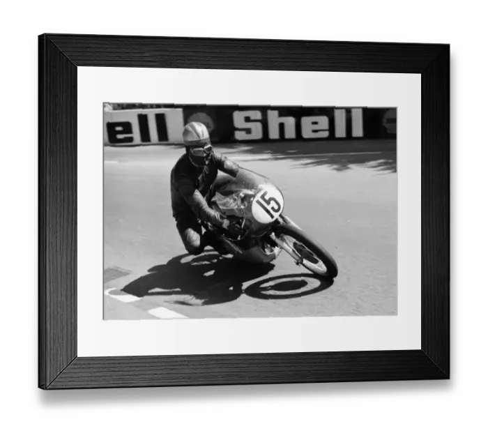 Framed Print : Billie Nelson (Doncaster Yamaha) 1968 Lightweight TT Framed Print : Billie Nelson (Doncaster Yamaha) 1968 Lightweight TT