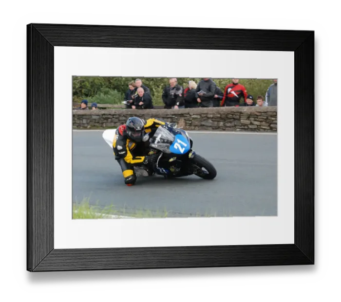 Framed Print : Jonny Heginbotham (Honda) 2011 Junior Manx Grand Prix Framed Print : Jonny Heginbotham (Honda) 2011 Junior Manx Grand Prix