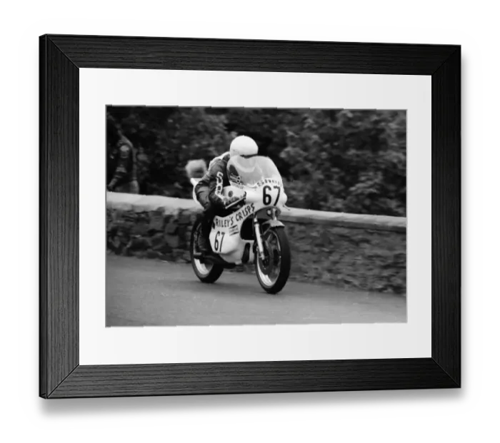 Framed Print : Rick Burrows (Yamaha) 1977 Classic TT Framed Print : Rick Burrows (Yamaha) 1977 Classic TT