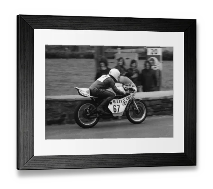 Framed Print : Rick Burrows (Yamaha) 1977 Classic TT Framed Print : Rick Burrows (Yamaha) 1977 Classic TT