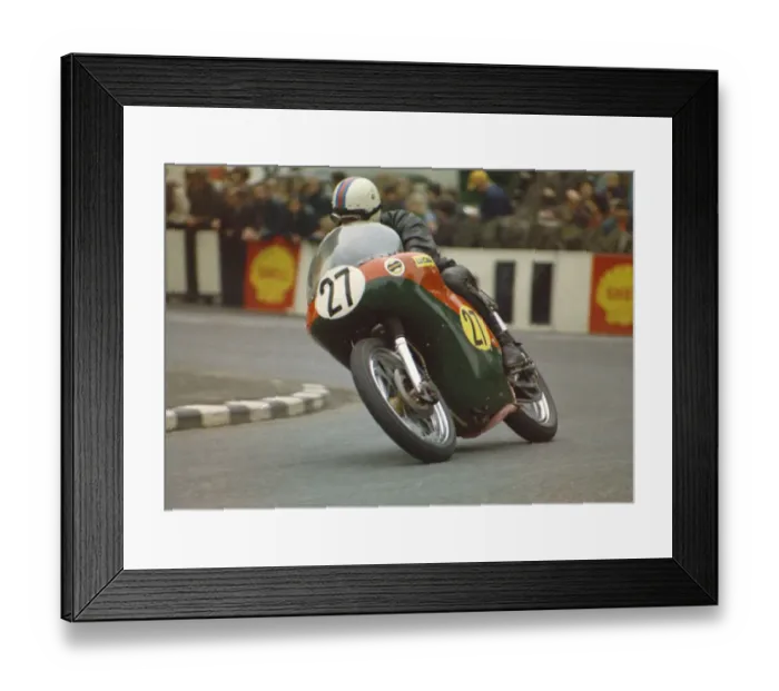 Framed Print : Roger Sutcliffe (Cowles Matchless) 1971 Senior TT Framed Print : Roger Sutcliffe (Cowles Matchless) 1971 Senior TT