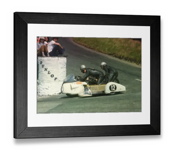 Framed Print : Jack Philpot & R W Turrington (Norton) 1969 500 Sidecar TT
