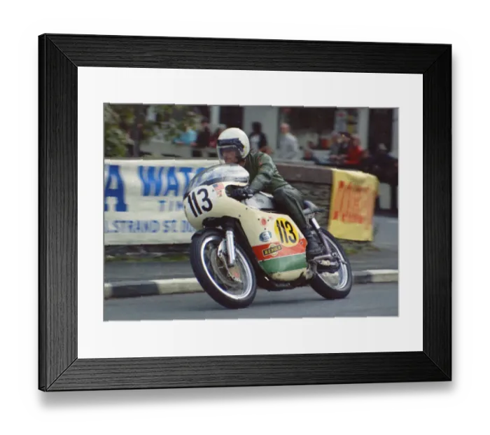 Framed Print : George Cant (Norton) 1974 Senior Manx Grand Prix Framed Print : George Cant (Norton) 1974 Senior Manx Grand Prix