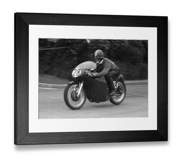 Framed Print : Ralph Fox (AJS) 1959 Junior Formula One TT Framed Print : Ralph Fox (AJS) 1959 Junior Formula One TT