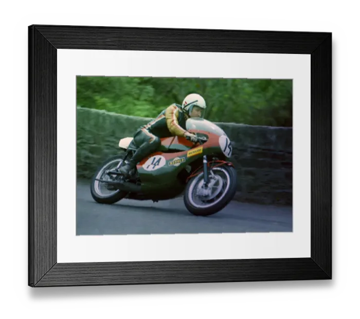 Framed Print : Selwyn Griffiths (Yamaha) 1972 Formula 750 TT Framed Print : Selwyn Griffiths (Yamaha) 1972 Formula 750 TT