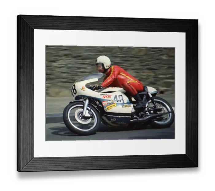Framed Print : Billy McCosh (Suzuki) 1974 Formula 750 TT Framed Print : Billy McCosh (Suzuki) 1974 Formula 750 TT
