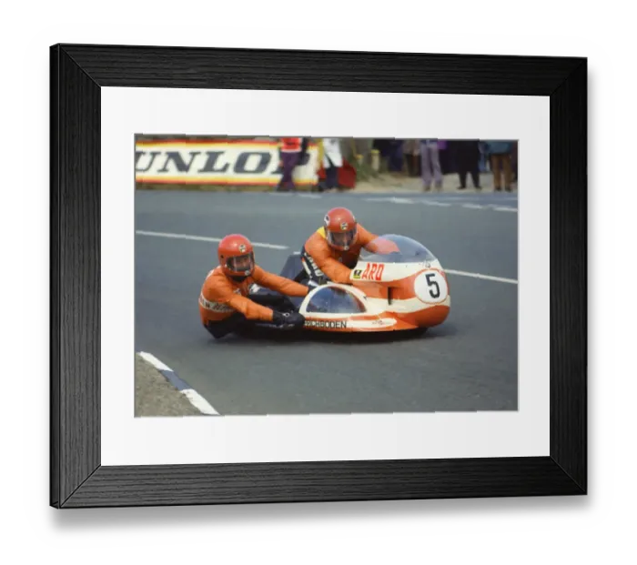 Framed Print : Siegfried Schauzu & Wolfgang Kalauch (BMW) 1974 750sc TT Framed Print : Siegfried Schauzu & Wolfgang Kalauch (BMW) 1974 750sc TT