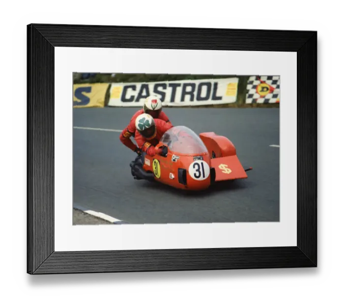 Framed Print : Steve Sinnott & Jim Williamson (SWS Norton) 1974 750 Sidecar TT Framed Print : Steve Sinnott & Jim Williamson (SWS Norton) 1974 750 Sidecar TT