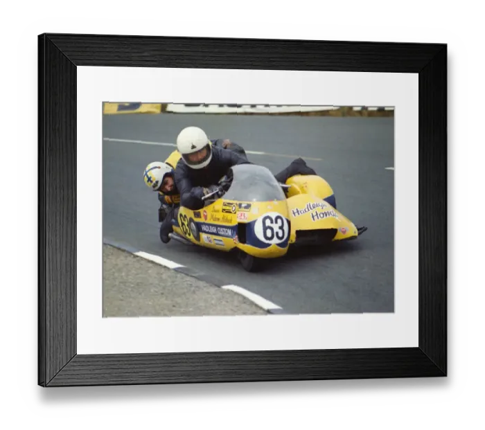 Framed Print : Dave Bexley & Bernard Tyler (Hadleigh Honda) 1974 750 Sidecar TT Framed Print : Dave Bexley & Bernard Tyler (Hadleigh Honda) 1974 750 Sidecar TT