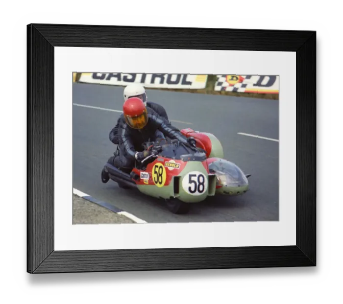 Framed Print : Ian McDonald & P Godfery (Weslake) 1974 750sc TT Framed Print : Ian McDonald & P Godfery (Weslake) 1974 750sc TT