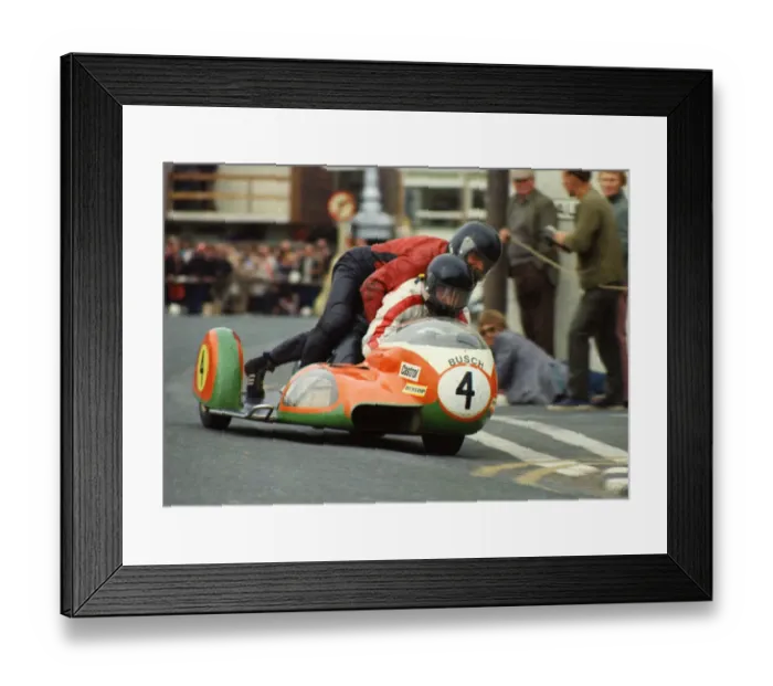 Framed Print : Rolf Steinhausen & Karl Scheurer (Konig) 1974 750sc TT