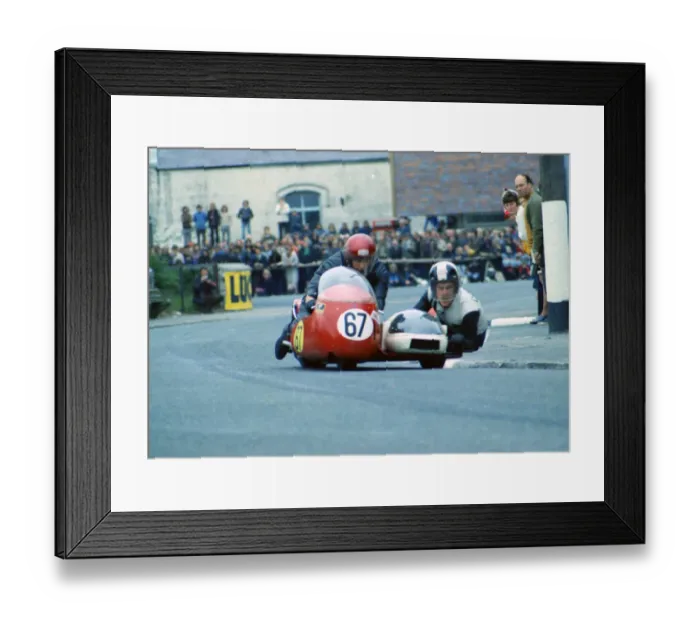 Framed Print : Ray Bell & Gordon Russell (Konig) 1974 750sc TT Framed Print : Ray Bell & Gordon Russell (Konig) 1974 750sc TT