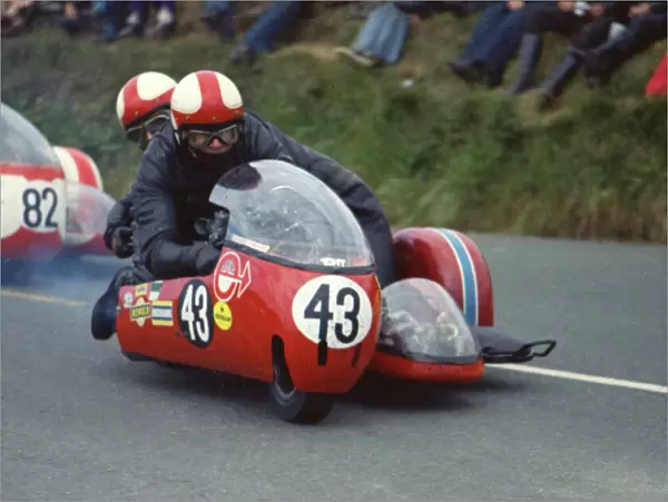 Tony Greening & Roger Parker (BSA) 1974 500 Sidecar TT