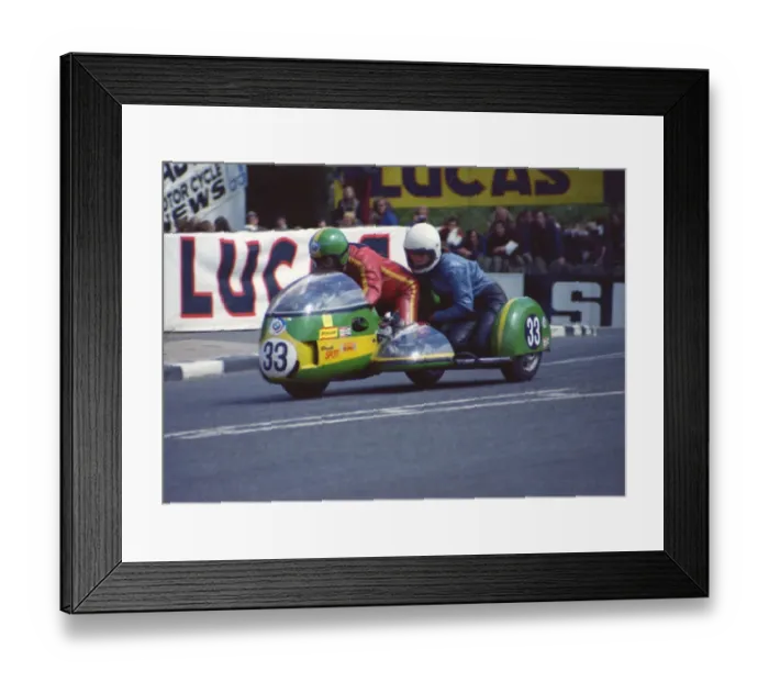 Framed Print : Ron Coxon & Alan Gosling (BMW) 1974 500 Sidecar TT Framed Print : Ron Coxon & Alan Gosling (BMW) 1974 500 Sidecar TT