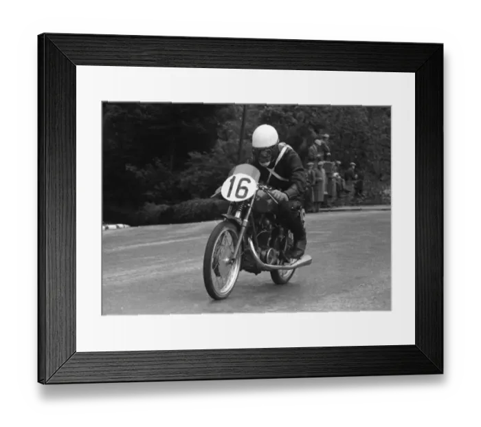 Framed Print : Bill Maddrick (MV) 1955 Ultra Lightweight TT Framed Print : Bill Maddrick (MV) 1955 Ultra Lightweight TT