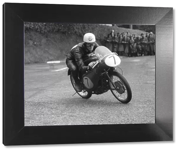 Bill Webster (MV) 1955 Ultra Lightweight TT