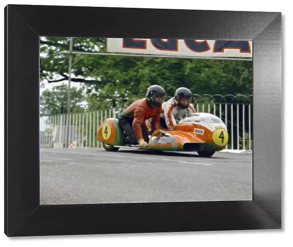 Rolf Steinhausen & Karl Scheurer (Konig) 1974 750 Sidecar TT