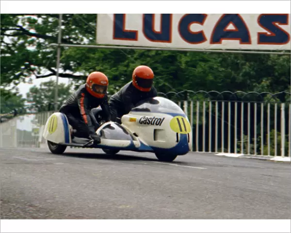 Helmut Schilling & Harold Mathews (BMW) 1974 750 Sidecar TT
