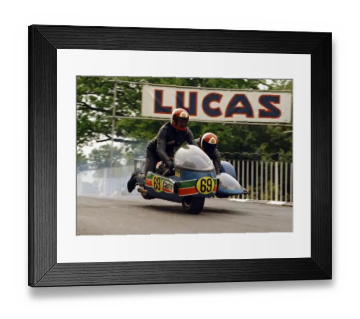 Framed Print : Ted Lloyd & Terry Harrington (BSA) 1974 750 Sidecar TT Framed Print : Ted Lloyd & Terry Harrington (BSA) 1974 750 Sidecar TT