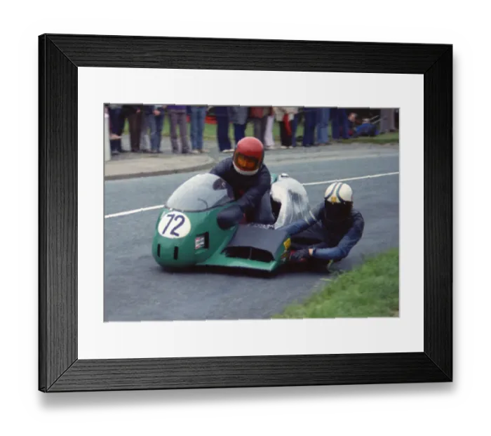 Framed Print : Ted Jansson & Kevin Littlemore (Konig) 1974 Sidecar 750 TT Framed Print : Ted Jansson & Kevin Littlemore (Konig) 1974 Sidecar 750 TT