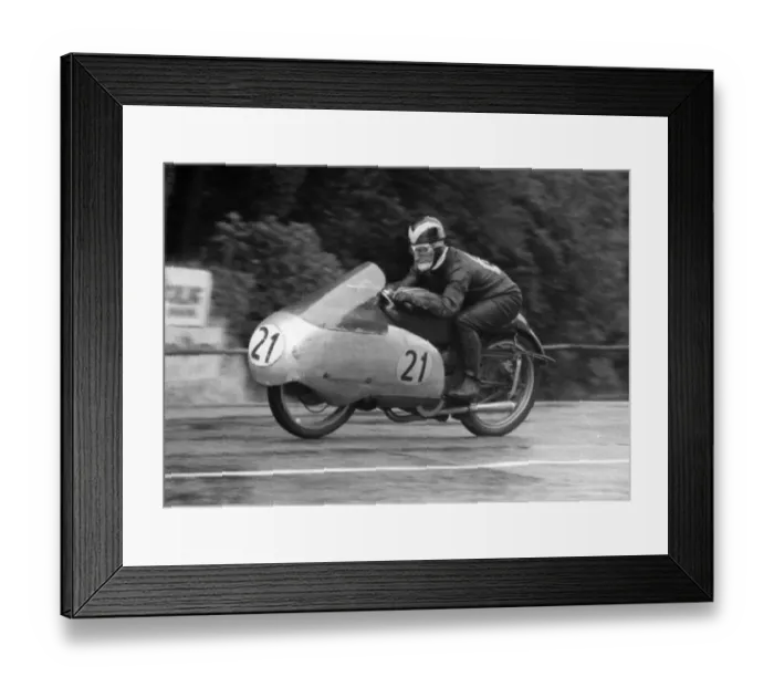 Framed Print : Arthur Wheeler (Guzzi) 1956 Lightweight TT Framed Print : Arthur Wheeler (Guzzi) 1956 Lightweight TT