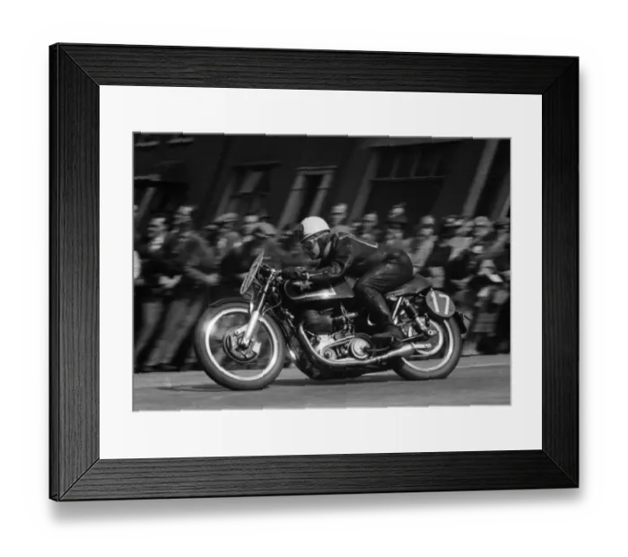 Framed Print : Derek Ennett (Matchless) 1955 Senior TT Framed Print : Derek Ennett (Matchless) 1955 Senior TT