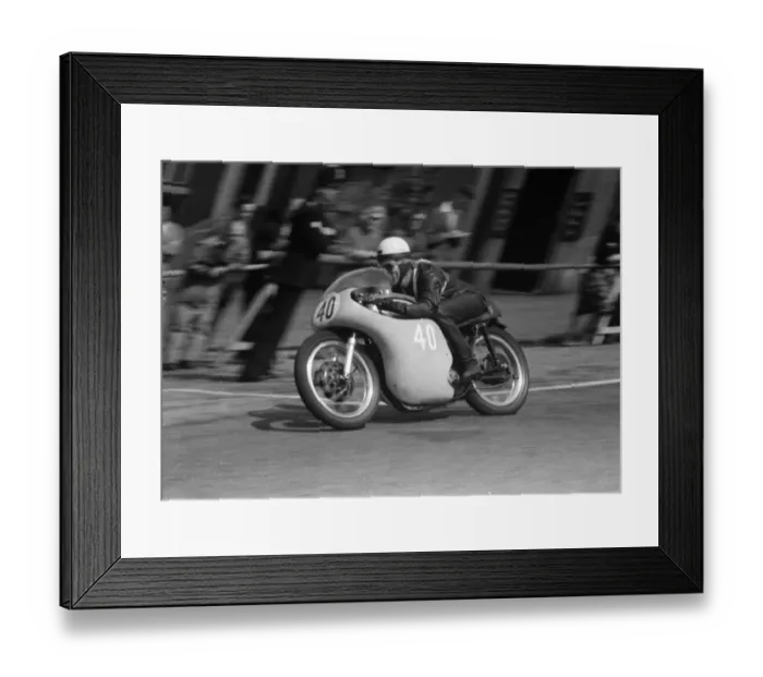 Framed Print : Horst Kassner (Norton) 1959 Junior TT Framed Print : Horst Kassner (Norton) 1959 Junior TT