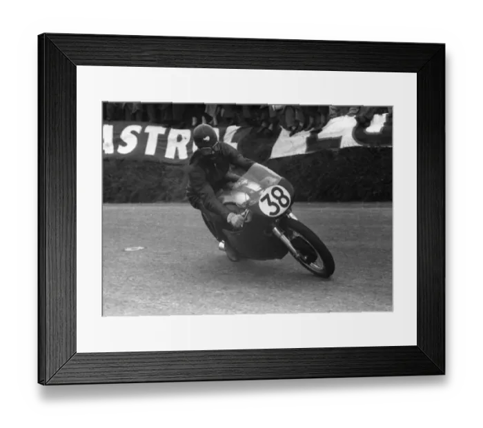 Framed Print : Peter Pawson (Norton) 1958 Senior TT Framed Print : Peter Pawson (Norton) 1958 Senior TT