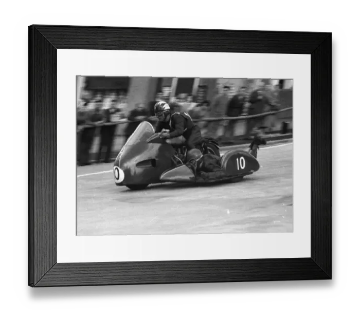 Framed Print : Charlie Freeman & Billie Nelson (Norton) 1960 Sidecar TT Framed Print : Charlie Freeman & Billie Nelson (Norton) 1960 Sidecar TT