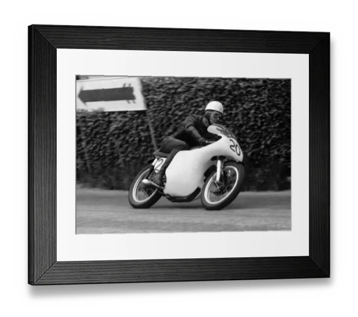 Framed Print : Bob Anderson (Norton) 1959 350 Formula One TT Framed Print : Bob Anderson (Norton) 1959 350 Formula One TT