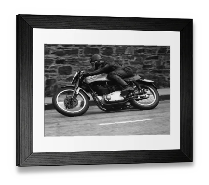 Framed Print : Morrie Lowe (BSA) 1955 Junior TT Framed Print : Morrie Lowe (BSA) 1955 Junior TT