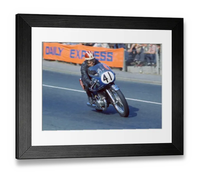 Framed Print : Frank Whiteway (Crooks Suzuki) 1970 Production TT Framed Print : Frank Whiteway (Crooks Suzuki) 1970 Production TT