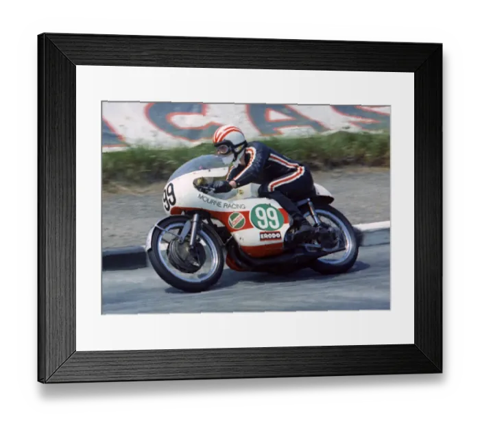 Framed Print : Tom Herron (Yamaha) 1970 Lightweight TT Framed Print : Tom Herron (Yamaha) 1970 Lightweight TT