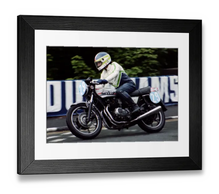 Framed Print : John Musson (Kawasaki) 1980 Formula Two TT Framed Print : John Musson (Kawasaki) 1980 Formula Two TT