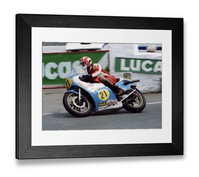 Framed Print : George Fogarty (Suzuki) 1981 Senior TT Framed Print : George Fogarty (Suzuki) 1981 Senior TT