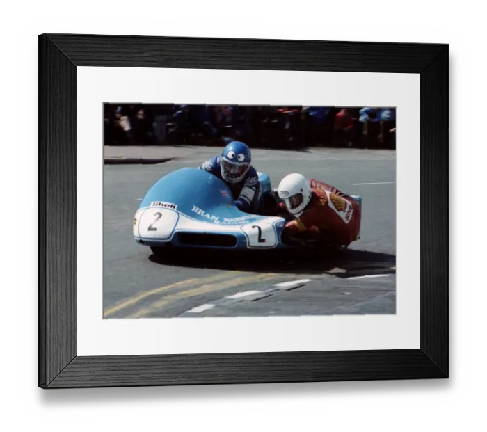 Framed Print : Nigel Rollason & Donny Williams (Barton Phoenix) 1981 Sidecar TT Framed Print : Nigel Rollason & Donny Williams (Barton Phoenix) 1981 Sidecar TT