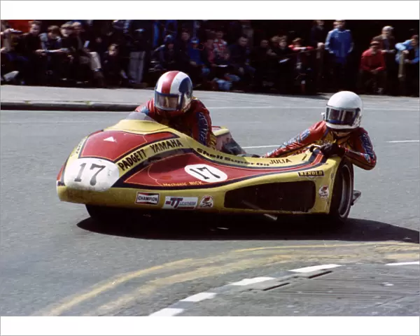 Dennis Bingham & Julie Bingham (Padgett Yamaha) 1981 Sidecar TT