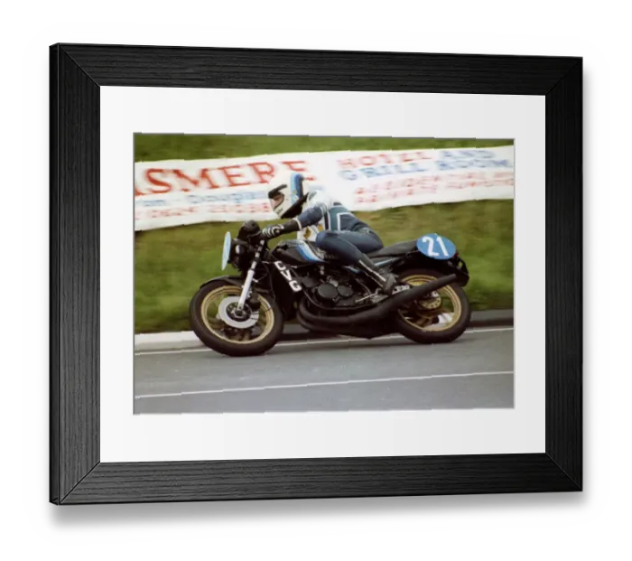 Framed Print : Howard Lees (Yamaha) 1981 Formula 2 TT Framed Print : Howard Lees (Yamaha) 1981 Formula 2 TT