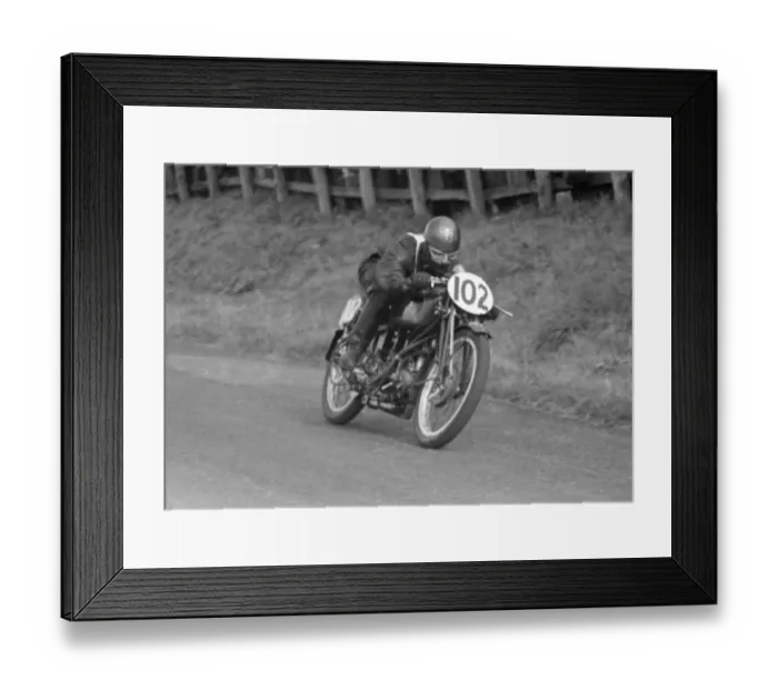 Framed Print : Ted Fenwick (Guzzi) 1954 Scarborough 250 Framed Print : Ted Fenwick (Guzzi) 1954 Scarborough 250